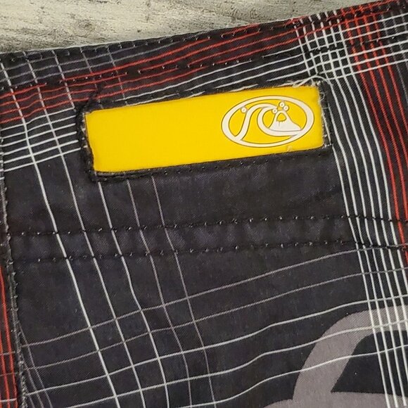 Men's Quiksilver Edition Hawaiian Floral Plaid Boardshorts Summer Shorts Size 38 - Picture 6 of 6